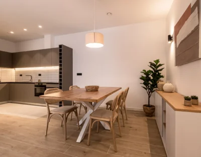 2 Bedroom Apartment with Groundfloor at MACBA